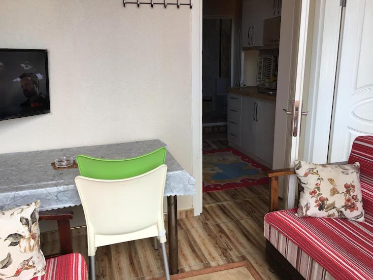 Saglik Apart Pansiyon Erdek Exterior foto