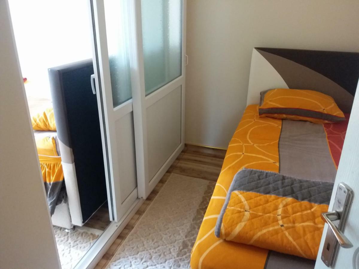 Saglik Apart Pansiyon Erdek Exterior foto