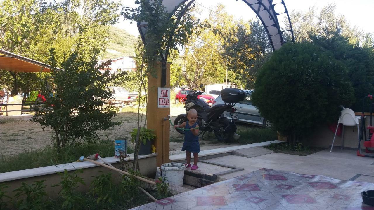 Saglik Apart Pansiyon Erdek Exterior foto