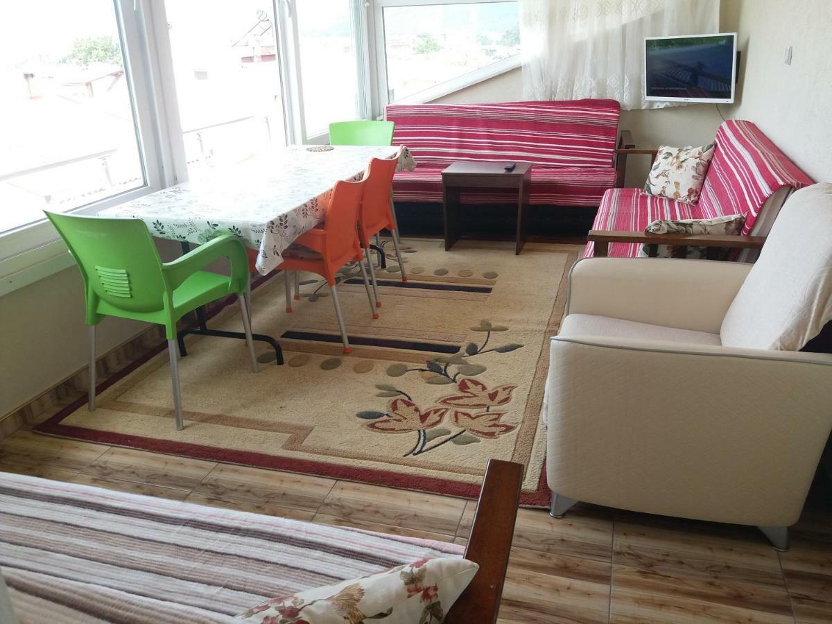 Saglik Apart Pansiyon Erdek Exterior foto